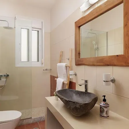 Apartment Alemar House With Private Pool And Spectacular Sea Views Just 150m To The Barbati