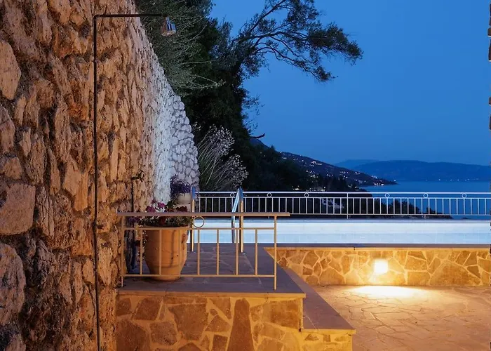 Alemar House With Private Pool And Spectacular Sea Views Just 150m To The *